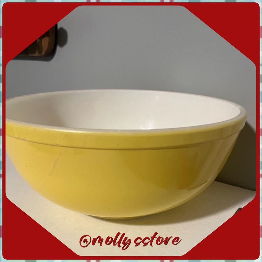💗 Vintage PYREX Vintage Yellow Mixing Bowl #2